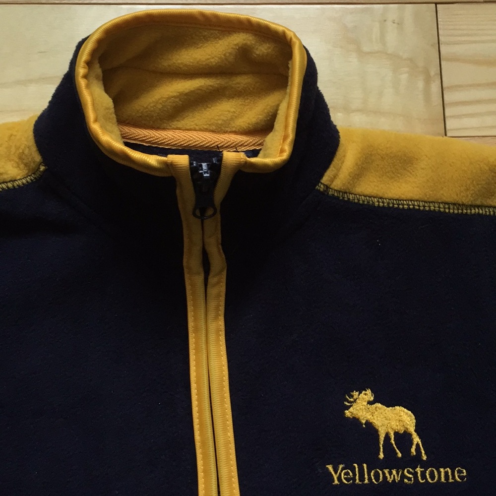 Yellowstone Fleece Jacket - Picture 3 of 3
